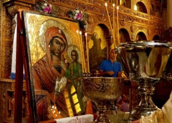 Η εικόνα της Παναγίας Ελεούσας από την Αφησιά της Μικρασίας (φωτ.: Θάνος Χατζηγιάννης)