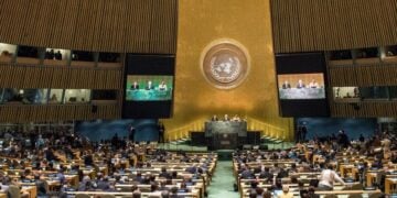 Η αίθουσα της Γενικής Συνέλευσης κατά τη διάρκεια εκδήλωσης το 2016, για τον εορτασμό της πρώτης επετείου από την υιοθέτηση της Ατζέντας του 2030 και των Στόχων Βιώσιμης Ανάπτυξης (φωτ. αρχείου: UN Photo/Cia Pak)