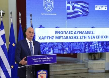 Παρουσίαση από τον υπουργό Άμυνας Νίκο Δένδια, του νομοσχεδίου για τον χάρτη μετάβασης των Ενόπλων Δυνάμεων στη νέα εποχή, Τρίτη 30 Σεπτεμβρίου 2025. (Φωτ.: Eurokinissi/Γιώργος Κονταρίνης)