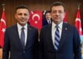 Ο καθαιρεθείς επικεφαλής του CHP Κωνσταντινούπολης Οζγκιούρ Τσελίκ σε παλαιότερη φωτογραφία του με τον Εκρέμ Ιμάμογλου (φωτ.: x.com/EkremSecim2028)