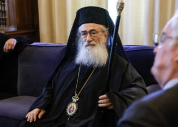 Ο Αρχιεπίσκοπος Σινά Δαμιανός στο Προεδρικό Μέγαρο, σε συνάντηση με τον Κώστα Τασούλα (φωτ.: Προεδρία της Δημοκρατίας / Θοδωρής Μανωλόπουλος)
