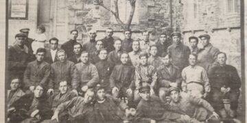 Έλληνες του Μαντάν, δεκαετία 1930 (πηγή: αρχείο Παύλου Χεριανίδη)