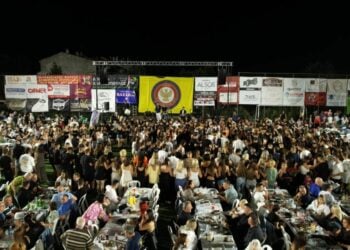 Εντυπωσιακή ήταν η προσέλευση του κόσμου στο γλέντι της Ένωσης Ποντίων Ωραιοκάστρου και Φίλων (φωτ.: Δήμος Ωραιοκάστρου)