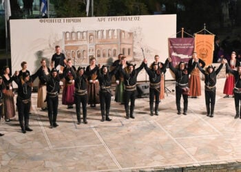 «Χορεύουμε για τον Ηλία» ο τίτλος της εκδήλωσης που ήταν αφιερωμένη στον Ηλία Ιορδανίδη (φωτ.: Δήμος Ελληνικού-Αργυρούπολης)