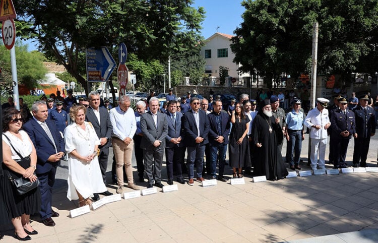 Επιμνημόσυνη δέηση στο Μνημείο του Μικρασιατικού Ελληνισμού στο Ηράκλειο Κρήτης (φωτ.: Δήμος Ηρακλείου)