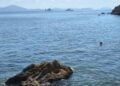 Ευκαιρία για τις τελευταίες βουτιές (φωτ.: EUROKINISSI/Γιώργος Κονταρίνης)