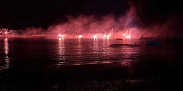 Από τη φετινή αναπαράσταση της άφιξης των προσφύγων στην Καλαμαριά (φωτ.: Facebook / Ολυμπία Αντωνούδη-Ιωαννίδου)