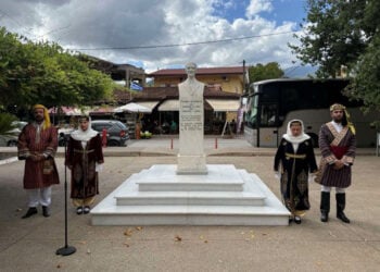 H προτομή του Χατζή-Παύλου Μελιτόπουλου στο προσκύνημα του Οσίου Ιωάννη του Ρώσου στο Προκόπι της Εύβοιας (φωτ.: Μητρόπολη Χαλκίδος / Δημήτριος Τούσης)