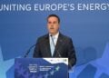 Ο Σταύρος Παπασταύρου στις 
εργασίες του άτυπου υπουργικού συμβουλίου της Ενεργειακής Κοινότητας, Πέμπτη 17 Ιουλίου 2025 (φωτ.: EUROKINISSI / Τατιάνα Μπόλαρη)
