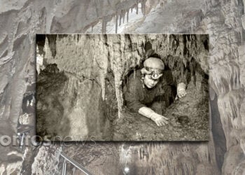 Η Άννα Πετροχείλου επί το έργον, σε φωτ. της ΕΣΕ. Στο φόντο ένα από τα «παιδιά» της, το σπήλαιο Κουτούκι στην Παιανία (φωτ.: Χριστίνα Κωνσταντάκη)