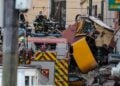 Το κατεστραμμένο βαγόνι του εμβληματικού  τελεφερίκ Γκλόρια της Λισαβόνας (πηγή: Χ)
