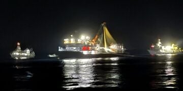 Ένα από τα τουρκικά αλιευτικά στα ελληνικά χωρικά ύδατα (φωτ.: glomex/facebook/Παύλος Μανωλής)