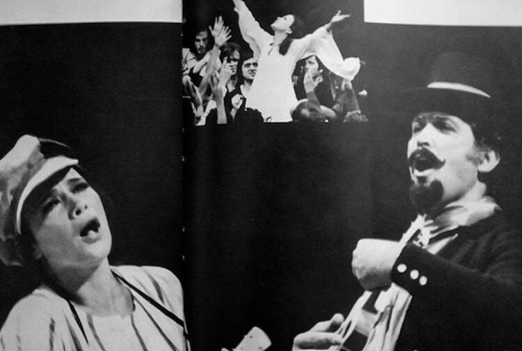 (Φωτ.: Facebook/ Θέατρα που έκλεισαν)