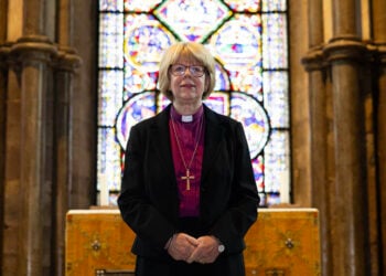 Η Αρχιεπίσκοπος της Αγγλικανικής Εκκλησίας Ντέιμ Σάρα Μάλαλι (φωτ.: EPA / Neil Hall)