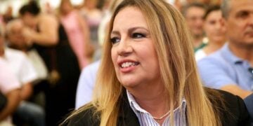 Η Φώφη Γεννηματά, τον Ιούνιο του 2018 στη Θεσσαλονίκη, λίγο πριν την ομιλία της ως πρόεδρος του ΠΑΣΟΚ και Επικεφαλής του Κινήματος Αλλαγής, (φωτ.: ΑΠΕ ΜΠΕ/Pixel)