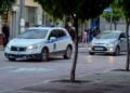 Στιγμιότυπο από την προσαγωγή των δύο 22χρονων στον εισαγγελέα Καλαμάτας (φωτ.: EUROKINISSI/Νικήτας Κώτσιαρης)