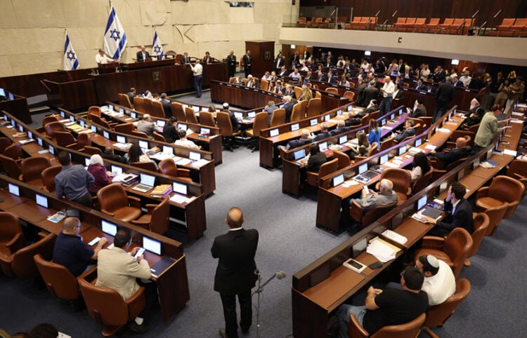 Γενική άποψη της αίθουσας συνεδριάσεων της Κνεσέτ (φωτ.: EPA / Abir Sultan)