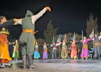 (Φωτ.: facebook / Πολιτισμικό-Λαογραφικό Εργαστήρι Κονιών)