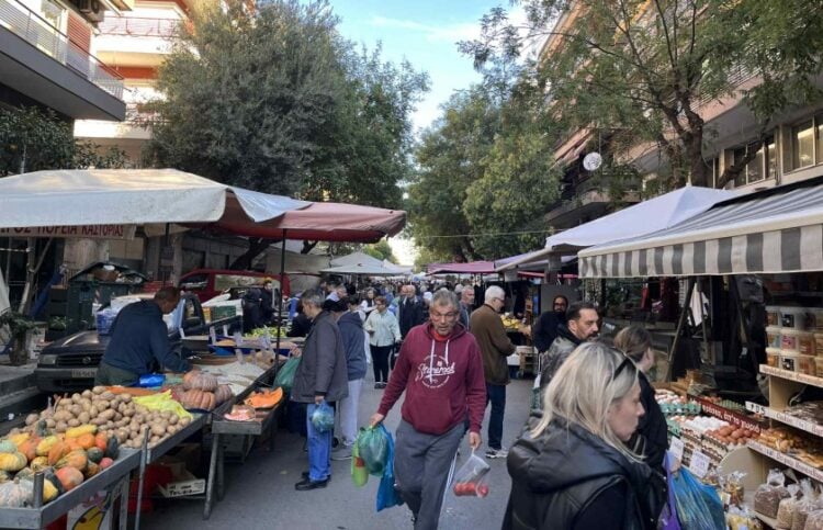 Λαϊκή αγορά στη Θεσσαλονίκη (φωτ.: Γιώργος Κουρκουρίκης)