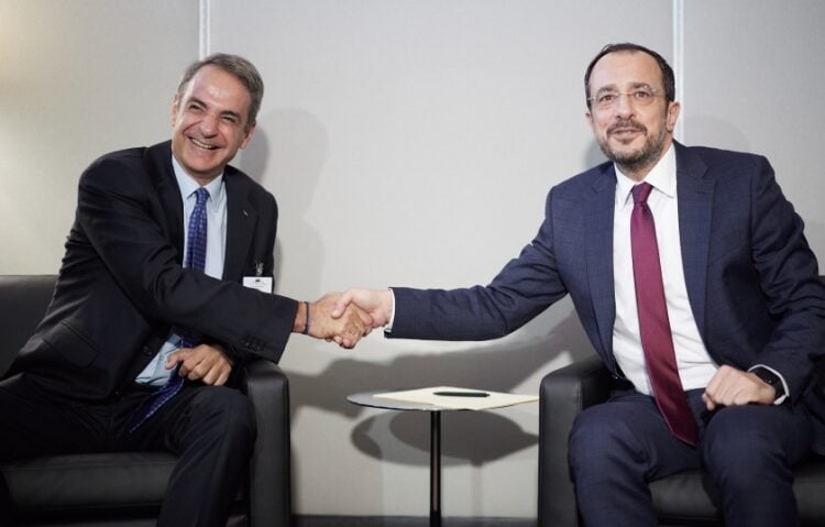 Από αριστερά, ο Κυριάκος Μητσοτάκης και ο Νίκος Χριστοδουλίδης στη Νέα Υόρκη (φωτ.: Γραφείο Τύπου Πρωθυπουργού/Δημήτρης Παπαμήτσος)