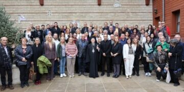 Η αντιπροσωπεία της ΕΣΗΕΜ-Θ με τον Οικουμενικό Πατριάρχη Βαρθολομαίο (φωτ.: ΕΣΗΕΜ-Θ)