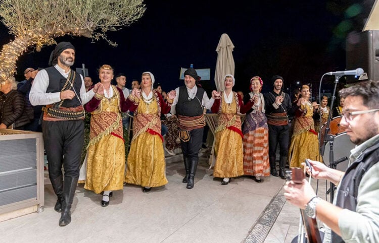 Από τη φιλανθρωπική εκδήλωση του Φούρνου Λεμονή (φωτ.: facebook / Ένωση Ποντίων Πανοράματος)