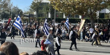 Στη στρατιωτική παρέλαση της Θεσσαλονίκης, 28 Οκτωβρίου 2025 (φωτ.: Χαρά Κουρκουρίκη)