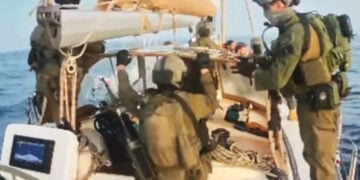H στιγμή του ρεσάλτου των Ισραηλινών στο ελληνικό σκάφος «Οξυγόνο» (πηγή: Glomex)