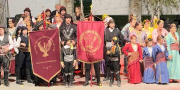 Στιγμιότυπο από το 3ο Πανόραμα Ποντιακών Χορών Δυτικής Αθήνας (φωτ.: Facebook / Σύλλογος Ποντίων Καματερού «Δημήτρης Ψαθάς»)