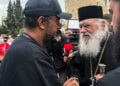 Επίσκεψη του Αρχιεπισκόπου Ιερώνυμου στον Πάνο Ρούτσι, ο οποίος συνεχίζει την απεργία πείνας για 22η ημέρα, στο Σύνταγμα (φωτ.: toklik.gr / Δήμητρα Κούτρα / EUROKINISSI)