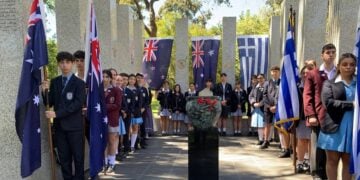 Στιγμιότυπο από την εκδήλωση μνήμης στο Ελληνο-Αυστραλιανό Μνημείο της Μελβούρνης, για την επέτειο της 28ης Οκτωβρίου. (φωτ.: neoskosmos.com/Claire Gazis)