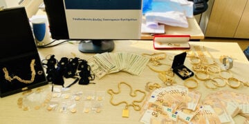 Μέρος των ευρημάτων της ΕΛΑΣ (φωτ.: astynomia.gr)