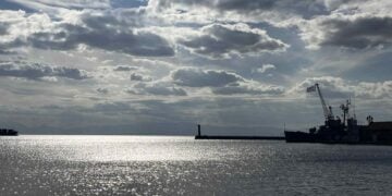 Σύννεφα στον ουρανό της Θεσσαλονίκης (φωτ.: Γιώργος Κουρκουρίκης)