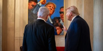 Ντόναλντ Τραμπ και Μπενιαμίν Νετανιάχου στον Λευκό Οίκο (φωτ.: White House / Daniel Torok)