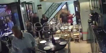 Ο Μάκης Βορίδης μετά την επίθεση (φωτ.: Νέα Κρήτη)