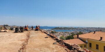 Η θέα από τη «νέα» ταράτσα του Ζωγραφείου (πηγή: facebook / Giannis Demirtzoglou)