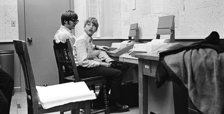 Πολ Άλεν και Μπιλ Γκέιτς  στο Lakeside School (πηγή: Ancestry.com / Wikimedia Commons)
