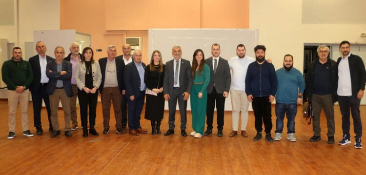 Το νέο Διοικητικό Συμβούλιο της ΠΟΕ (φωτ.: poe.org.gr)