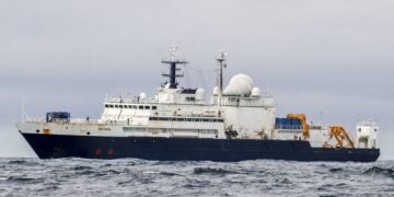 Το ρωσικό κατασκοπευτικό πλοίο Yantar (φωτ. αρχείου: EPA/DAN ROSENBAUM / BRITISH MINISTRY OF DEFENCE HANDOUT/ CROWN COPYRIGHT, HANDOUT EDITORIAL USE)