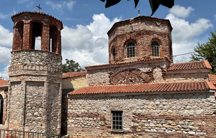 Νότια όψη του ναού της Αγίας Σοφίας στη Δράμα (φωτ.: ΥΠΠΟΑ)