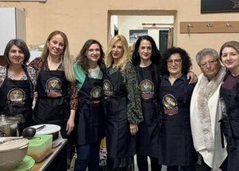 Αναμνηστική φωτογραφία από την 24η «Βραδιά ποντιακών εδεσμάτων» (φωτ.: Facebook / Ακρίτες Σερρών)