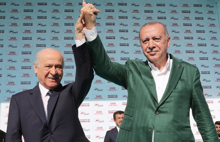 Αντιμέτωπο με νέα διλήμματα το κυβερνητικό δίδυμο Μπαχτσελί-Ερντογάν (φωτ. αρχείου: EPA / Γραφείο Τύπου Τουρκικής Προεδρίας)