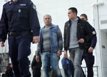 Οι δύο Ρουμάνοι κατηγορούμενοι στη διάρκεια της δίκης το 2015 (φωτ. αρχείου: EUROKINISSI/Γιάννης Παναγόπουλος)