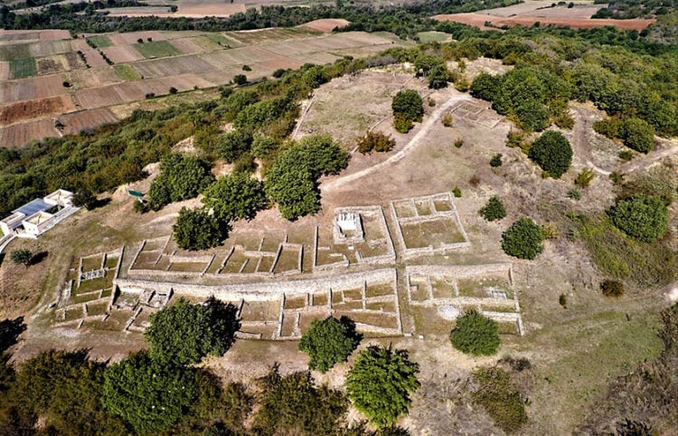 Αεροφωτογραφία του αρχαιολογικού χώρου του Ευρωπού (φωτ.: ΕΦΑ Κιλκίς)