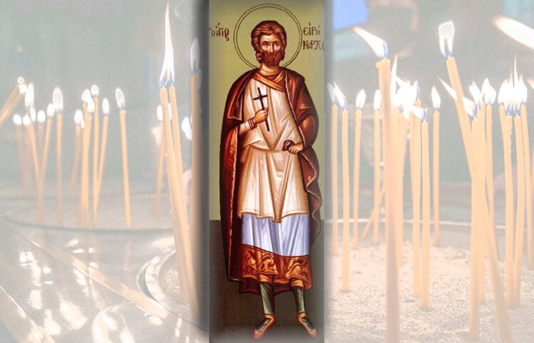 Στο μέσο, αγιογραφημένος ο Άγιος Ειρήναρχος