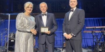 Από αριστερά, η Ευτυχία Πυλαρινού-Πάιπερ, ο Γιάννης Κούστας και ο Νίκος Κατσάνος (φωτ.: Εθνικός Κήρυκας/Χριστόδουλος Αθανασάτος)