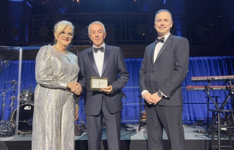 Από αριστερά, η Ευτυχία Πυλαρινού-Πάιπερ, ο Γιάννης Κούστας και ο Νίκος Κατσάνος (φωτ.: Εθνικός Κήρυκας/Χριστόδουλος Αθανασάτος)