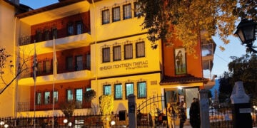 Το κτήριο της Ένωσης Ποντίων Πιερίας, στο κέντρο της Κατερίνης (φωτ.: Facebook / Κώστας Παπουτσίδης)