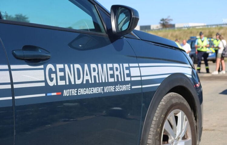 Περιπολικό της γαλλικής χωροφυλακής (φωτ.: X / Visegrád 24)