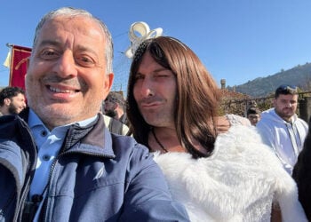 Και νύφη, και γαμπρός, και αστείρευτο ταλέντο ο Κυριάκος Καραγιαννίδης (φωτ.: Facebook / Nakis Kesidis)